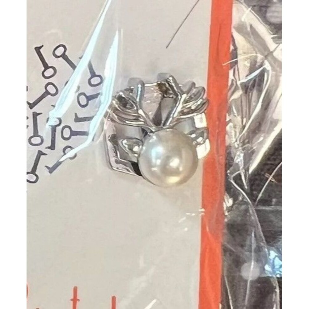 Keep Collective Silver Pearl Reindeer Christmas Holiday Charm Slider NWT